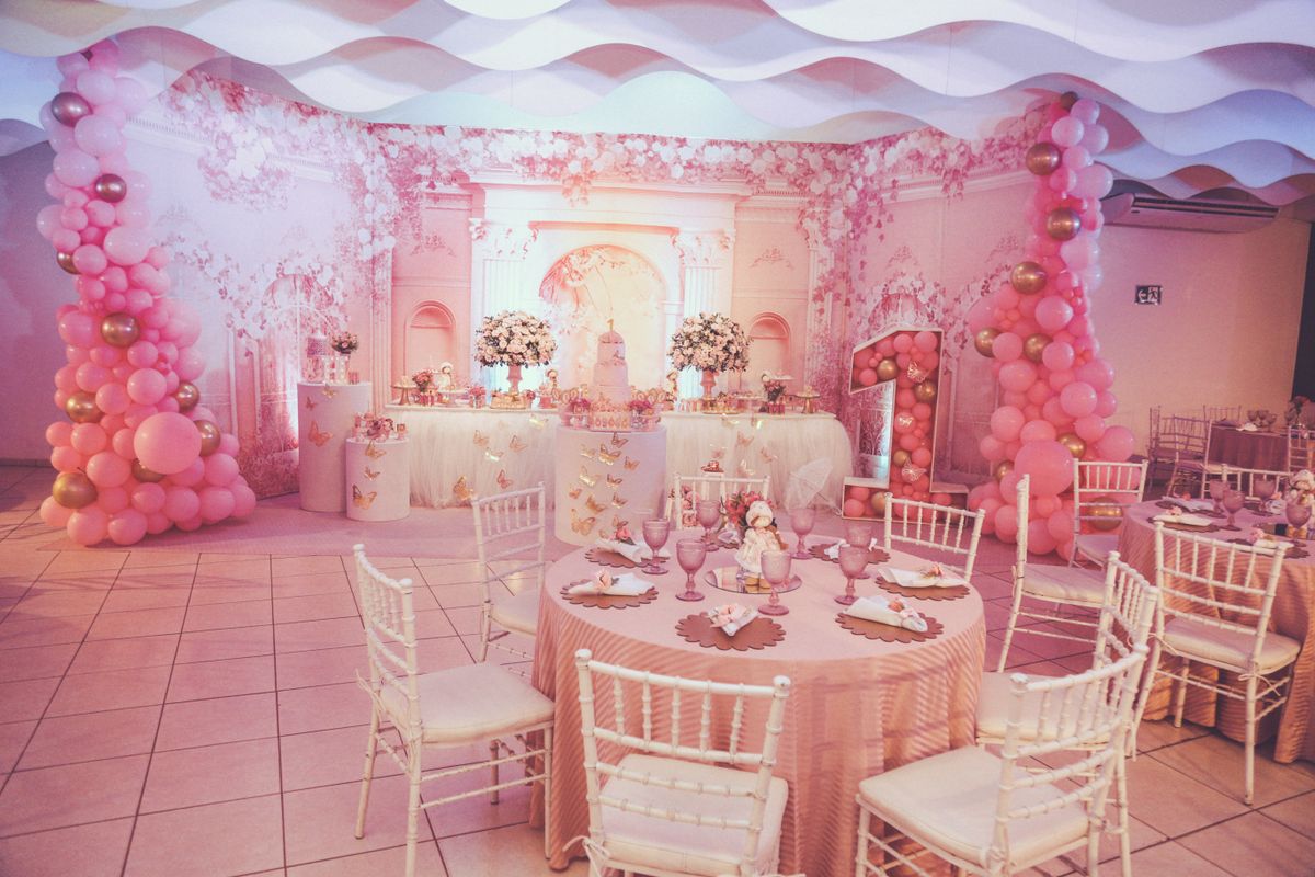 Salão decorado para evento